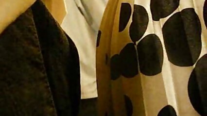 రెడ్ హెడ్ తెలుగు సెక్స్ మూవీ కం తాన్య మేల్కొన్నాను మరియు అతనికి నోటి మీద ఒక హార్డ్ ముద్దు ఇచ్చింది